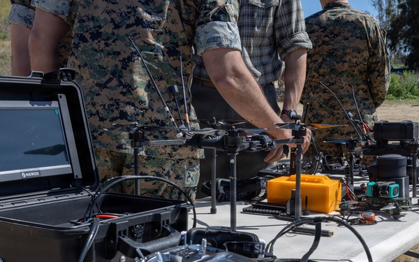 I MEF leaders observe SADOC students fly Neros Archer FPV drone