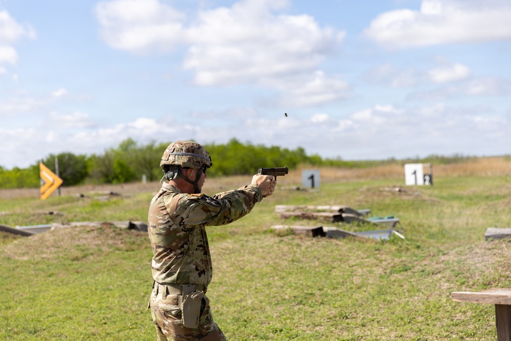 451st Expeditionary Sustainment Command Soldiers Complete M17 Range