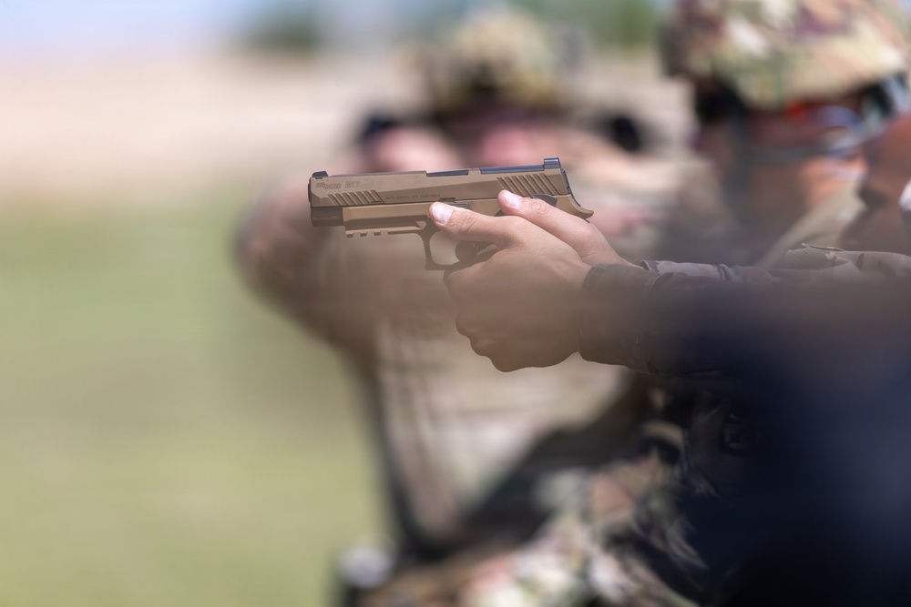 451st Expeditionary Sustainment Command Soldiers Complete M17 Range