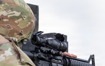 451st Expeditionary Sustainment Command Soldiers Complete M4 Range