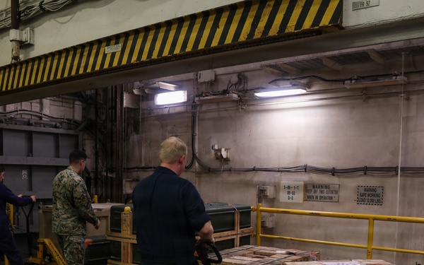 11th MEU Marines Conduct Quick Reaction Force Drill Aboard USS Boxer