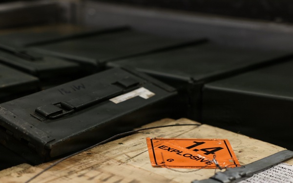 11th MEU Marines Conduct Quick Reaction Force Drill Aboard USS Boxer