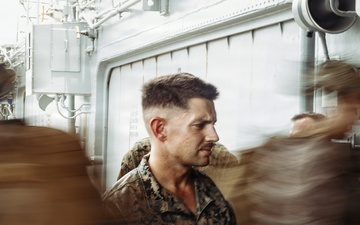 11th MEU Marines Conduct Quick Reaction Force Drill Aboard USS Boxer