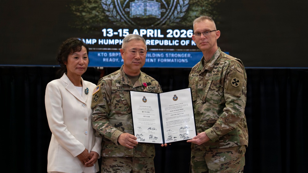 Eighth Army Command Chaplain Col. Sun Cheol Lee Retirement Ceremony