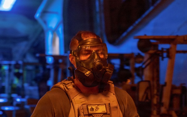 11th MEU Marines Conduct Corporals Course PT Aboard USS Boxer