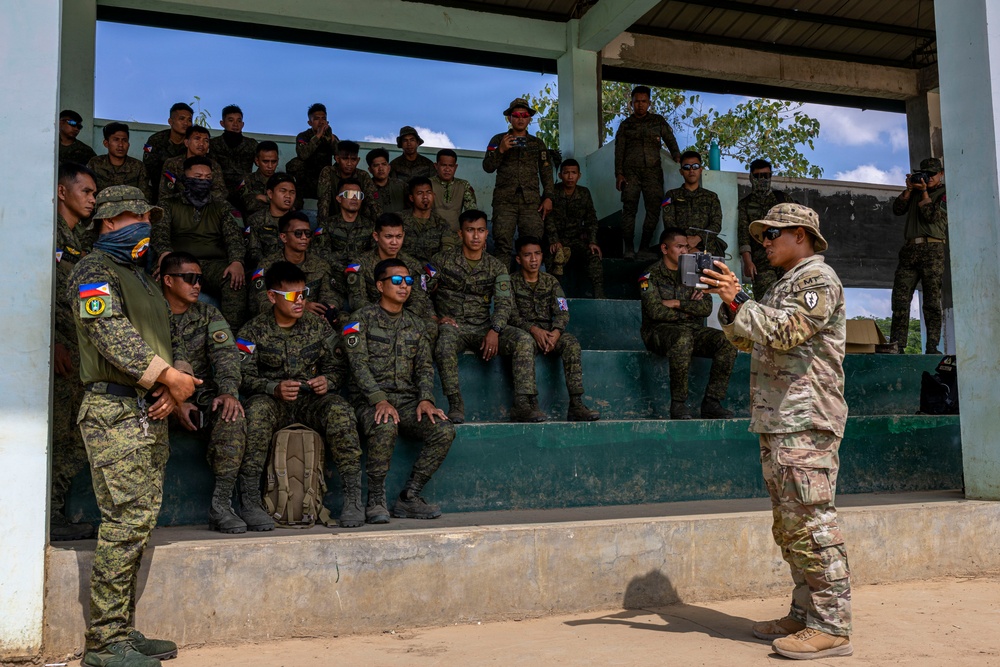 U.S. Army Conducts Drone Training with Philippines Partners