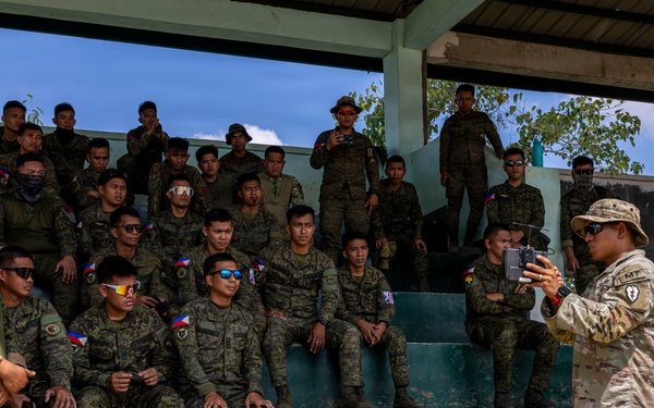 U.S. Army Conducts Drone Training with Philippines Partners