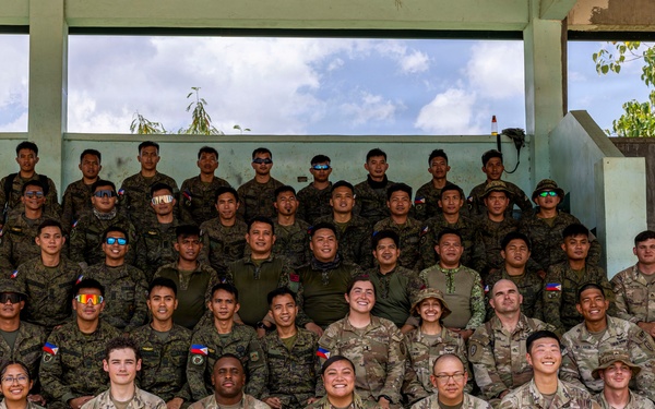 U.S. Army Conducts Drone Training with Philippines Partners