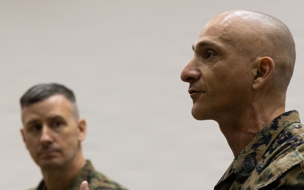 1st MAW leadership shows appreciation for VMFA-121 spouses