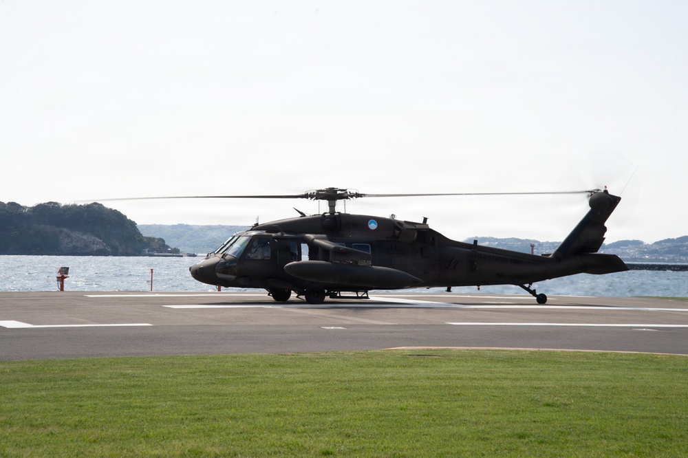 Ambassador to Japan George Glass Visits CFAY