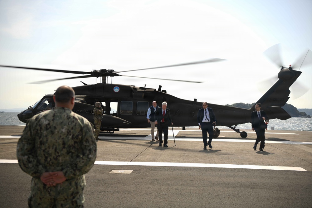 Ambassador to Japan George Glass Visits CFAY