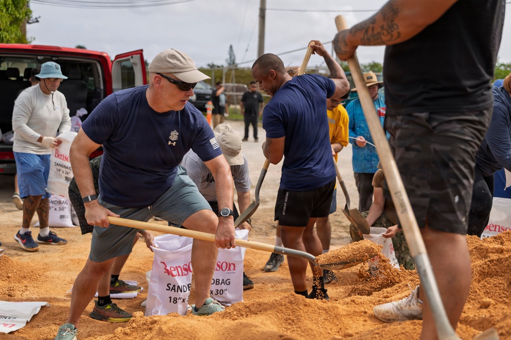 Service members prepare for Super Typhoon Sinlaku