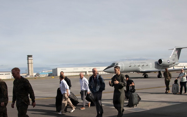 Lt. Gen. Glynn visits MCAS Iwakuni