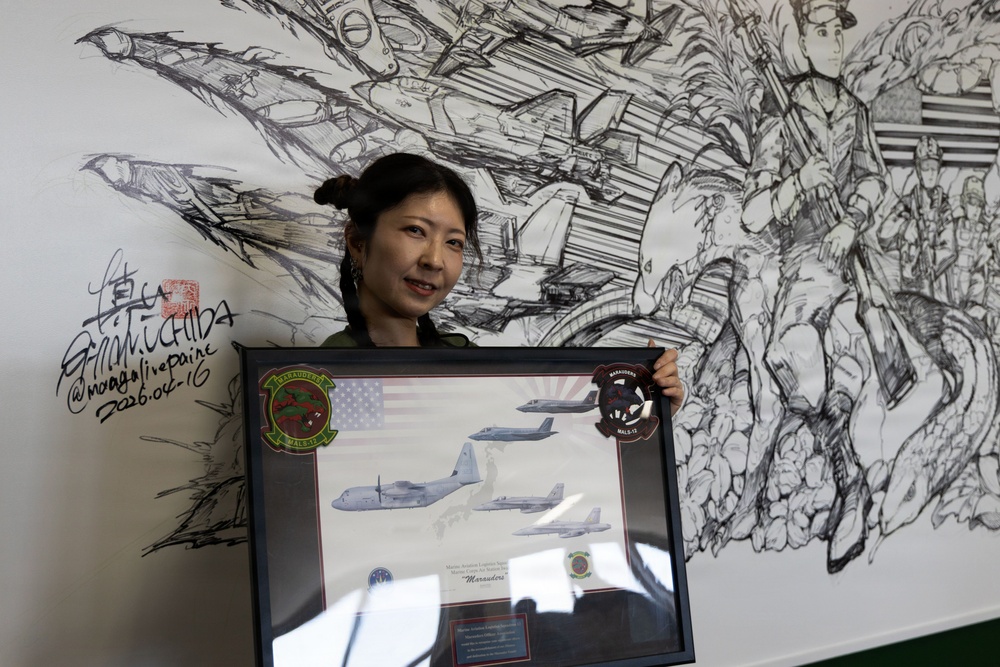 MALS-12 hosts live manga drawing event