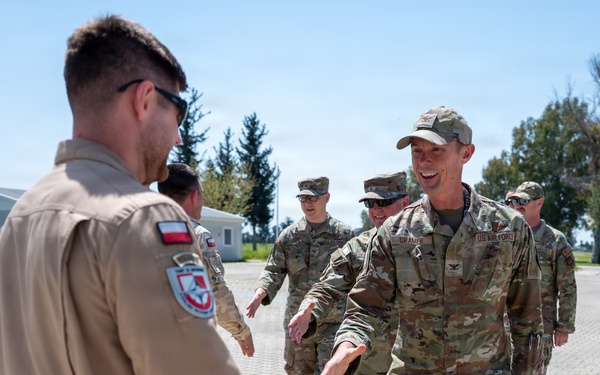 39th ABW Leadership visits Polish Military Contingent