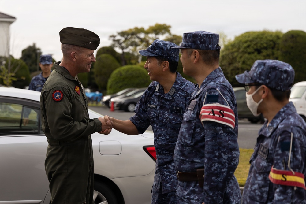 Brig. Gen. Doran’s first visit to MCAS Iwakuni