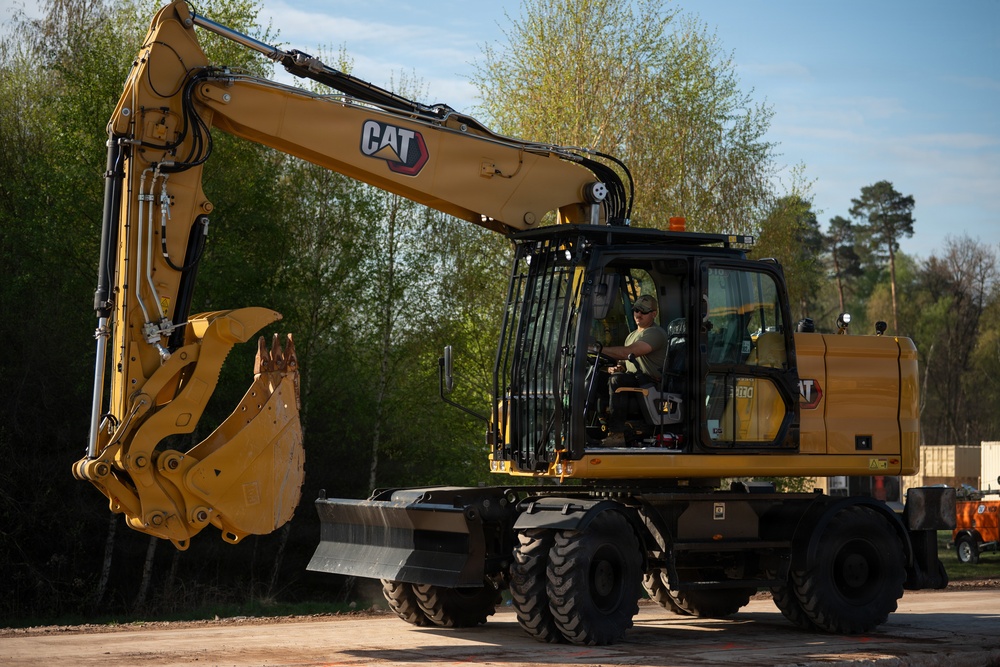 86th CEG improve proficiency with Rapid Airfield Deployment Readiness training