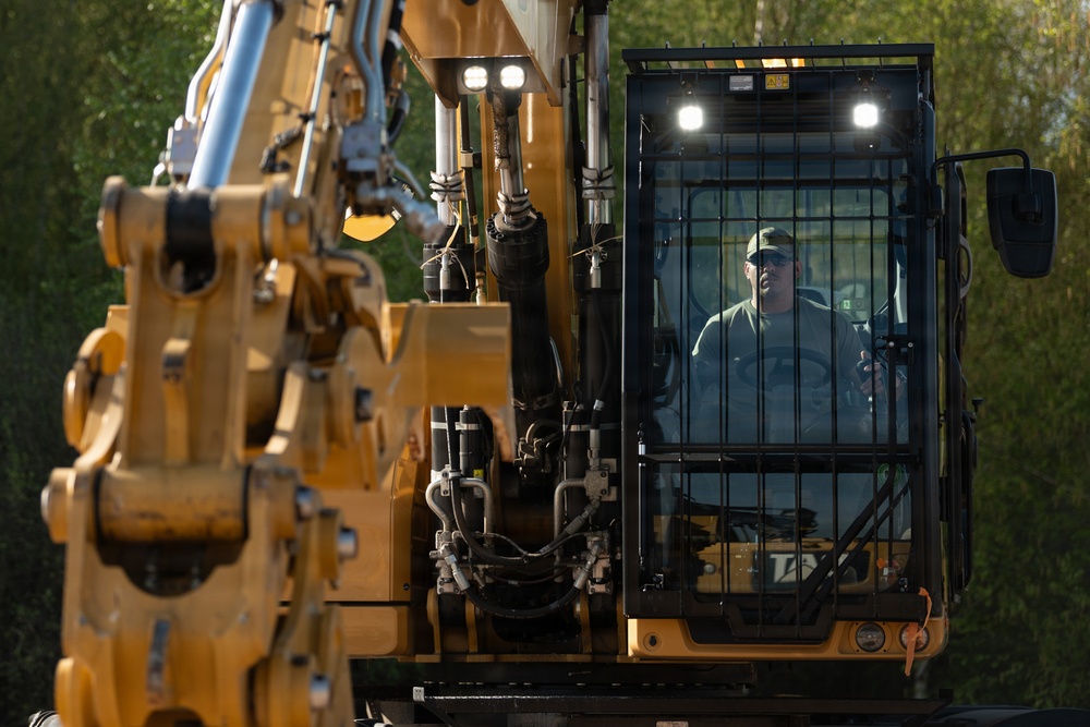 86th CEG improve proficiency with Rapid Airfield Deployment Readiness training