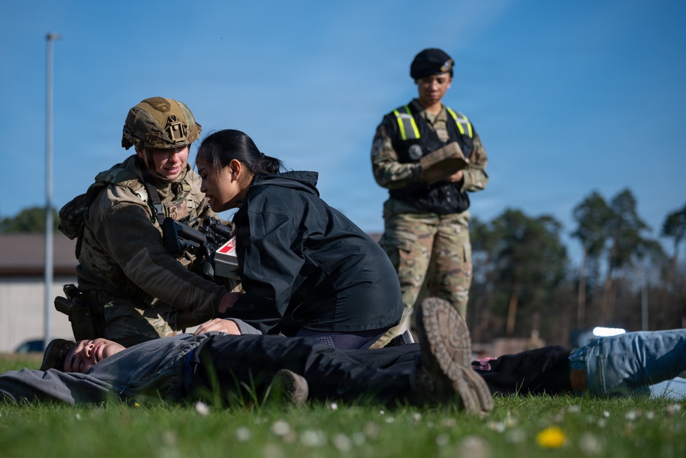 86th MDG conduct a MASCAL joint exercise