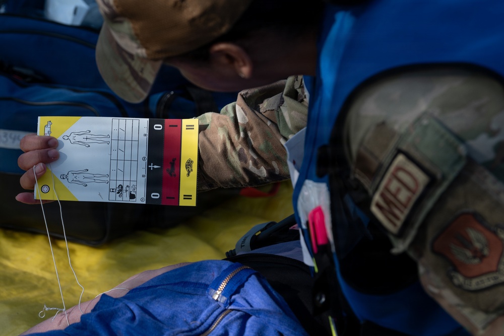 86th MDG conduct a MASCAL joint exercise