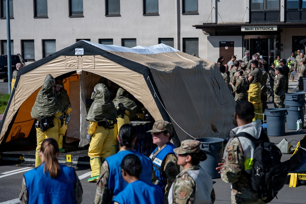 86th MDG conduct a MASCAL joint exercise