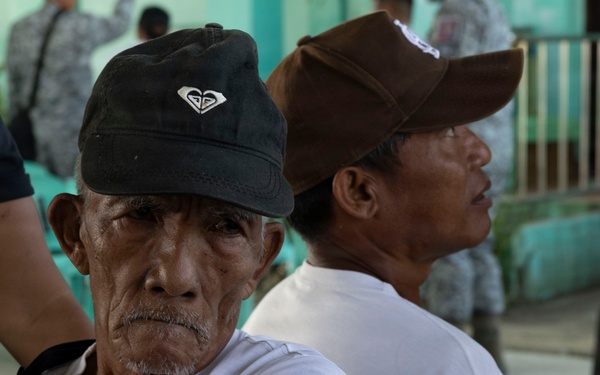 Balikatan 2026: U.S., Philippine service members provide medical care, training in Casiguran