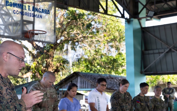 Balikatan 2026: U.S., Philippine service members provide medical care, training in Casiguran