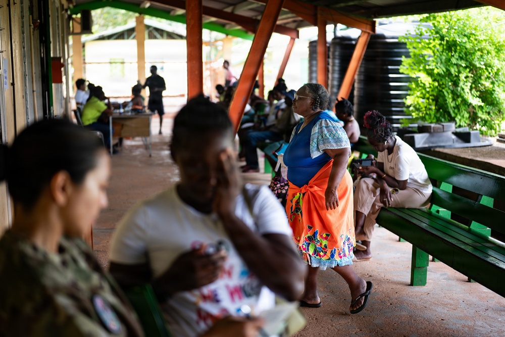 Patients arrive for LAMAT 2026 care