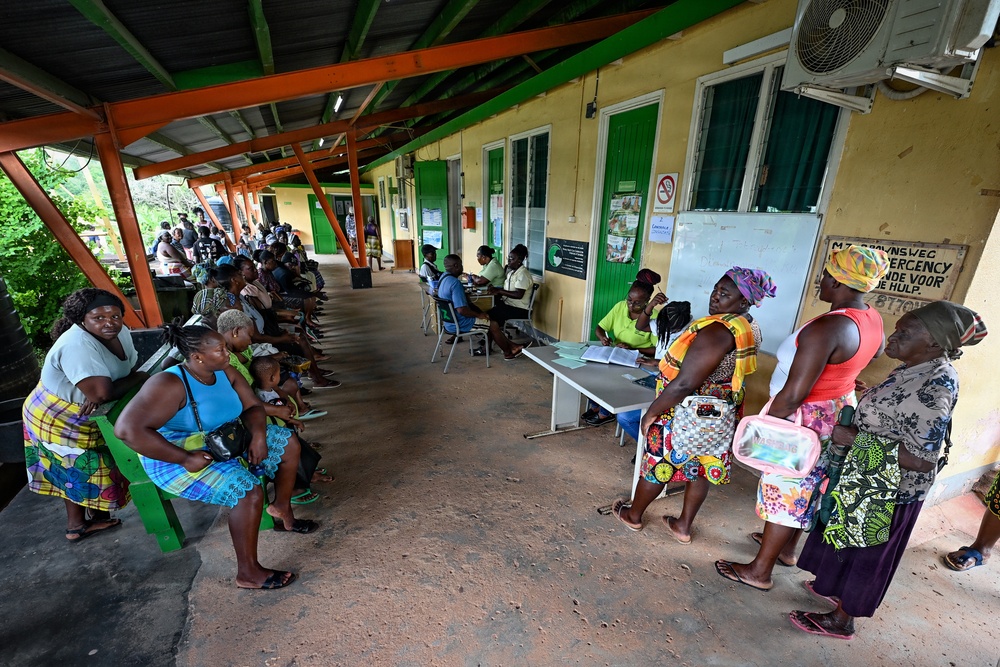 Patients arrive for LAMAT 2026 care