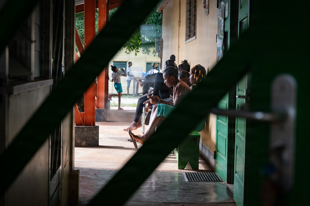 Patients arrive for LAMAT 2026 care