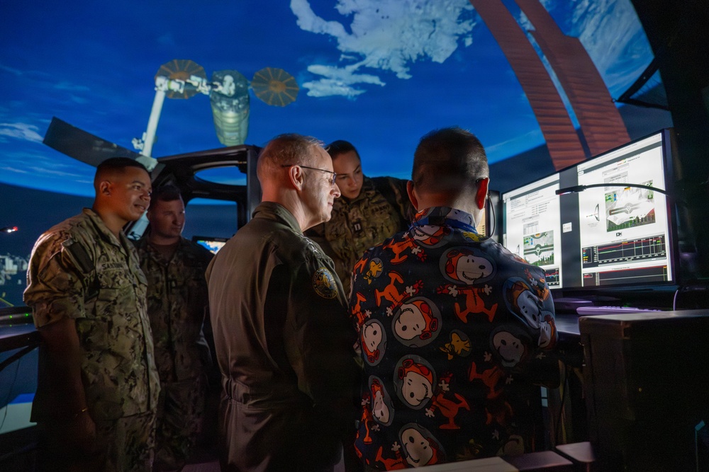 CNO visits Johnson Space Center