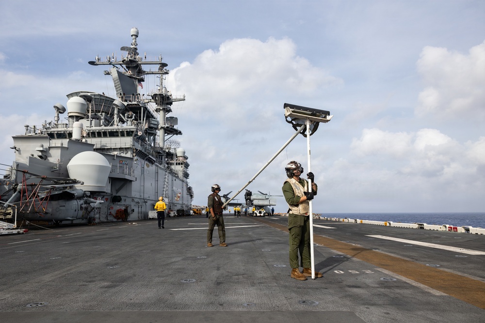 11th MEU Marines, Sailors Conduct Flight Operations Aboard USS Boxer