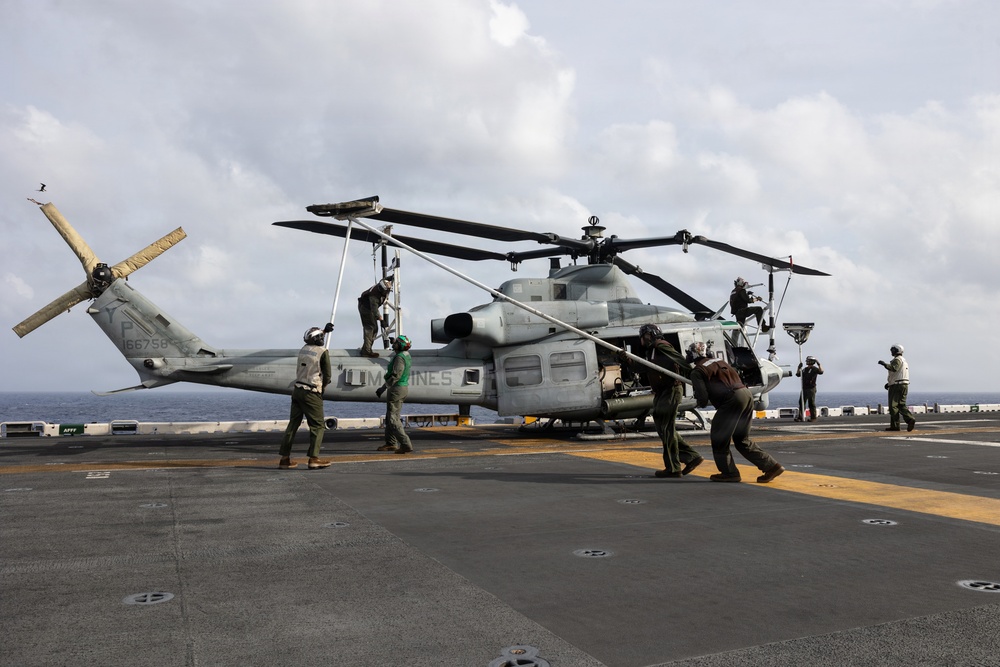 11th MEU Marines, Sailors Conduct Flight Operations Aboard USS Boxer