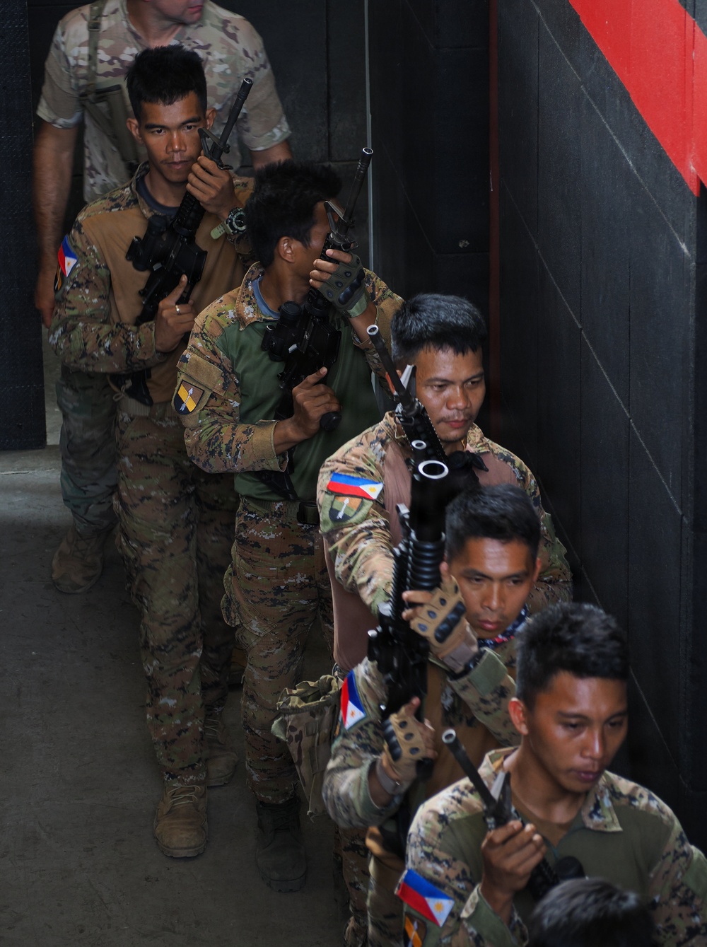 Washington National Guard leadership meets with Philippine Special Forces