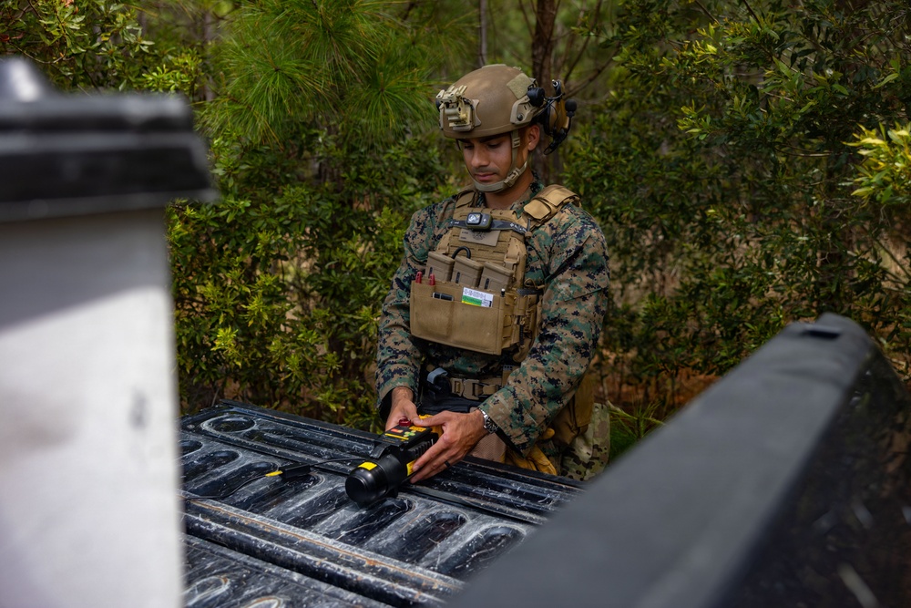 2nd Marine Logistics Group Participates in USMC EOD Team of the Year Competition