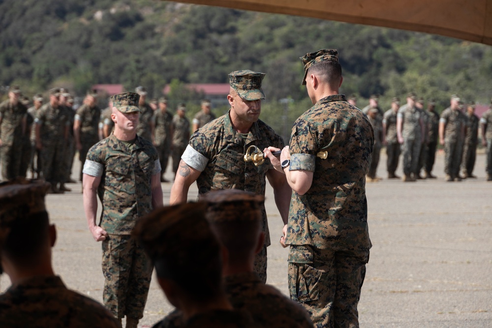 1st Marines hold relief, appointment ceremony