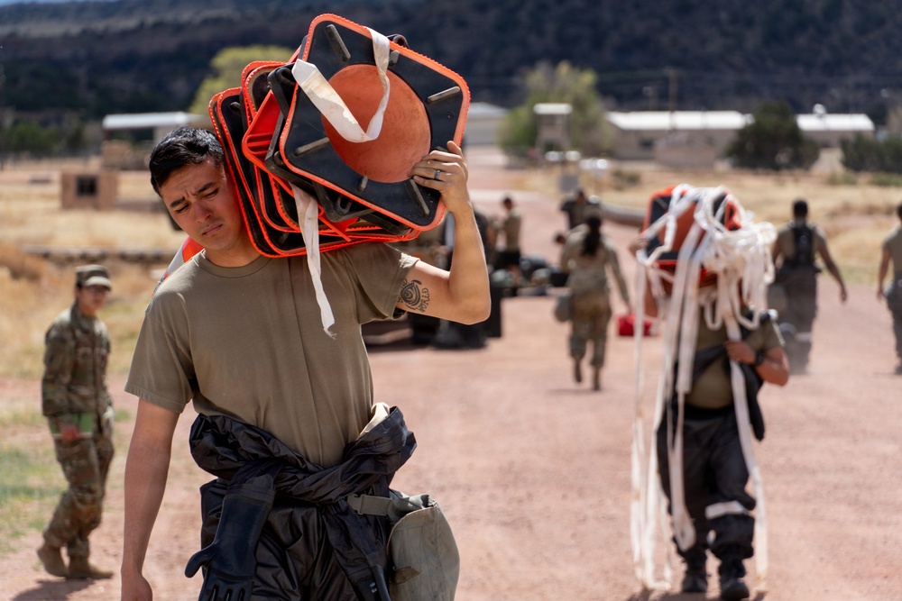 82nd Chemical Company, 10th Special Forces Group (Airborne) training