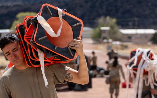 82nd Chemical Company, 10th Special Forces Group (Airborne) training