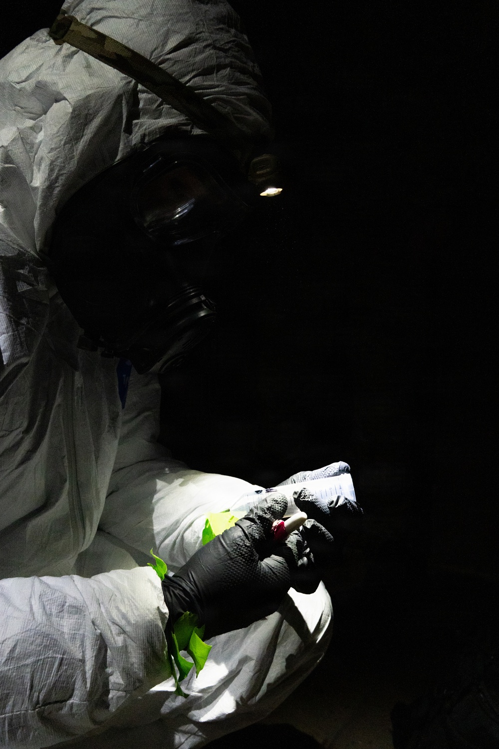 82nd Chemical Company, 10th Special Forces Group (Airborne) training