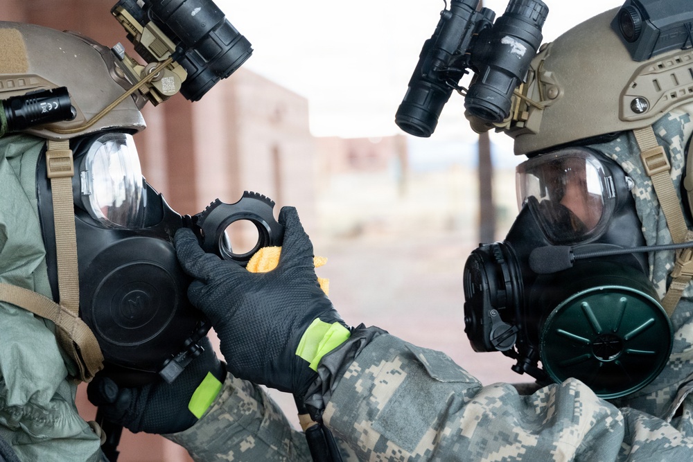 82nd Chemical Company, 10th Special Forces Group (Airborne) training