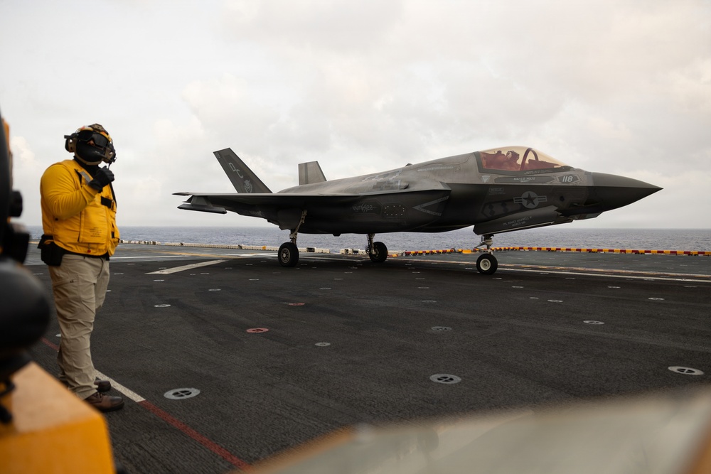 11th MEU Marines Conduct F-35B Flight Operations Aboard USS Boxer