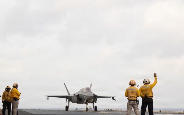 11th MEU Marines Conduct F-35B Flight Operations Aboard USS Boxer