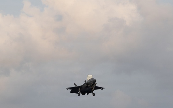 11th MEU Marines Conduct F-35B Flight Operations Aboard USS Boxer