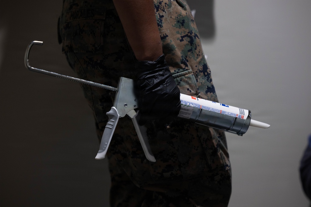 Special Assistant to CMC visits 1st Bn., 11th Marines during Operation Clean Sweep IV