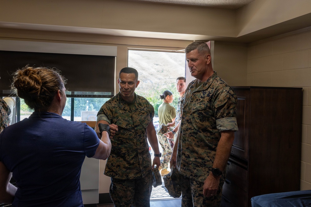 Special Assistant to CMC visits 1st Bn., 11th Marines during Operation Clean Sweep IV