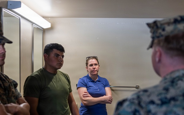 Special Assistant to CMC visits 1st Bn., 11th Marines during Operation Clean Sweep IV