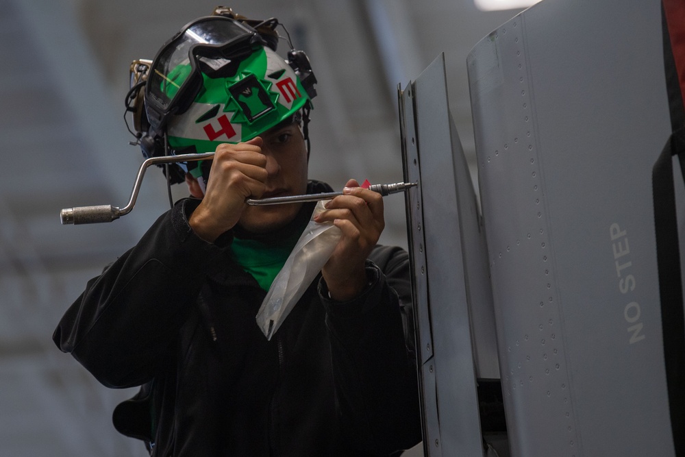USS Theodore Roosevelt Maintenance