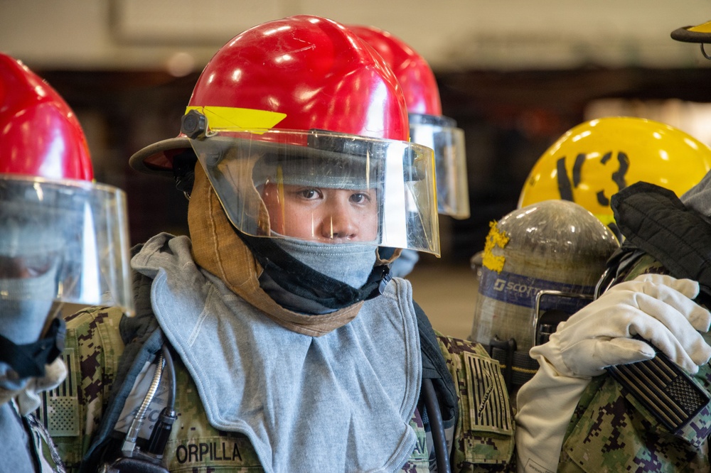 USS Carl Vinson (CVN 70) conducts shipboard training