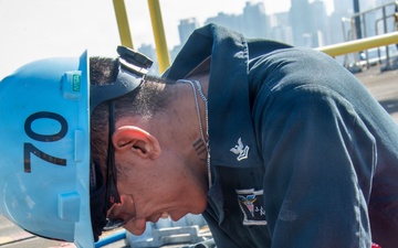USS Carl Vinson (CVN 70) conducts routine operations