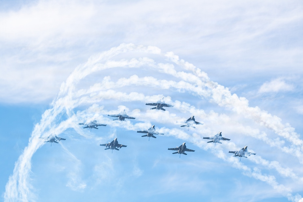 Nimitz Conducts Air Power Demonstration